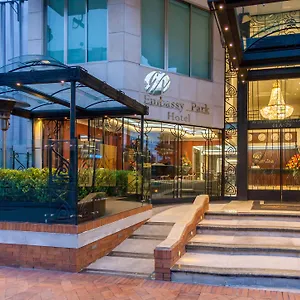 4* Hotel Embassy Park